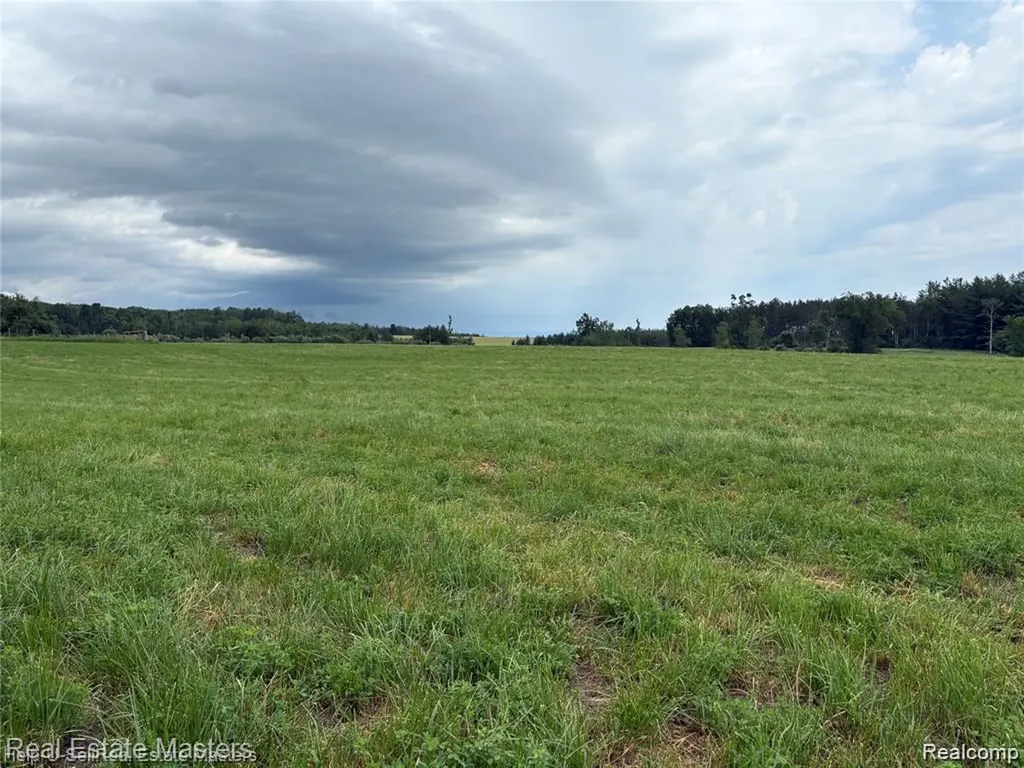 300 W Hubert Road Caledonia Township MI 48762