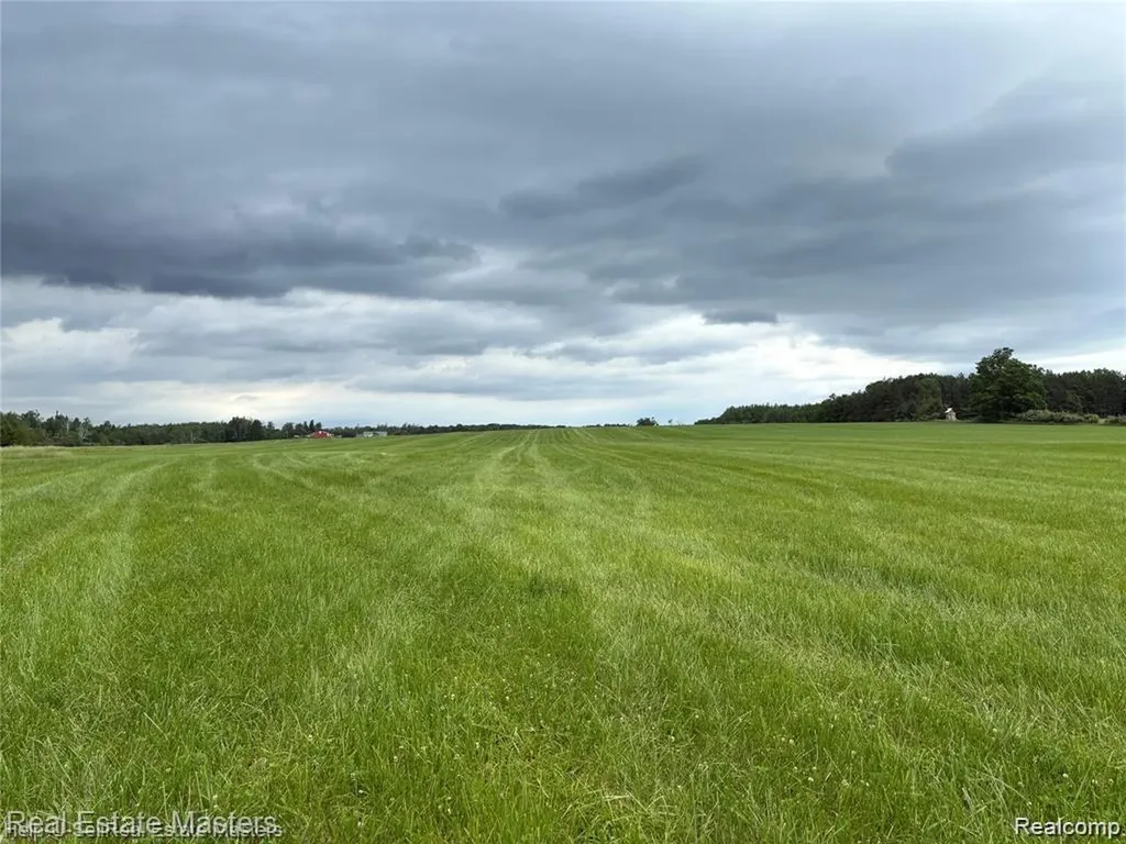 300 W Hubert Road Caledonia Township MI 48762