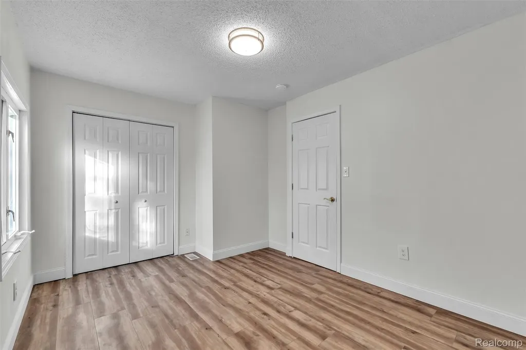 8165 Leonard Drive Holly Township MI 48442