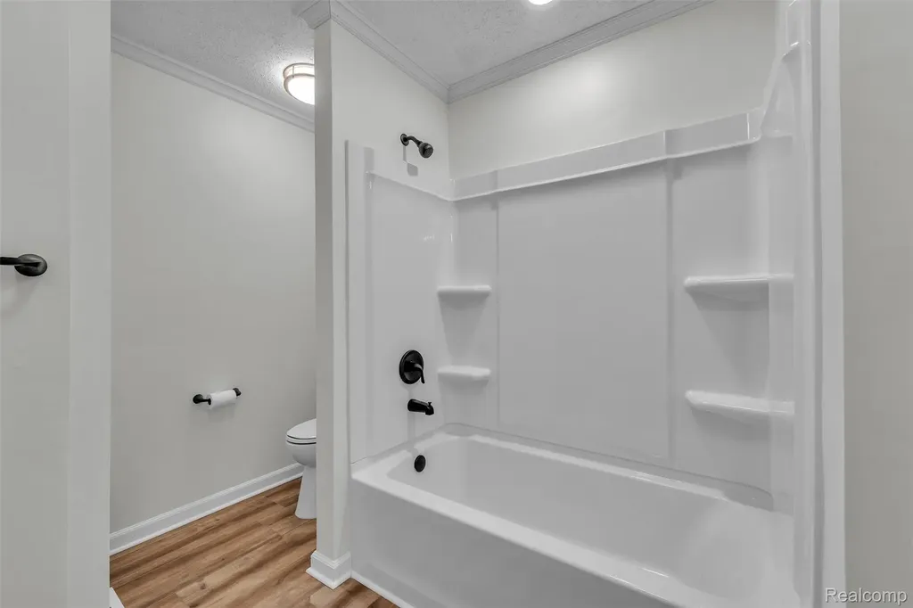 8165 Leonard Drive Holly Township MI 48442