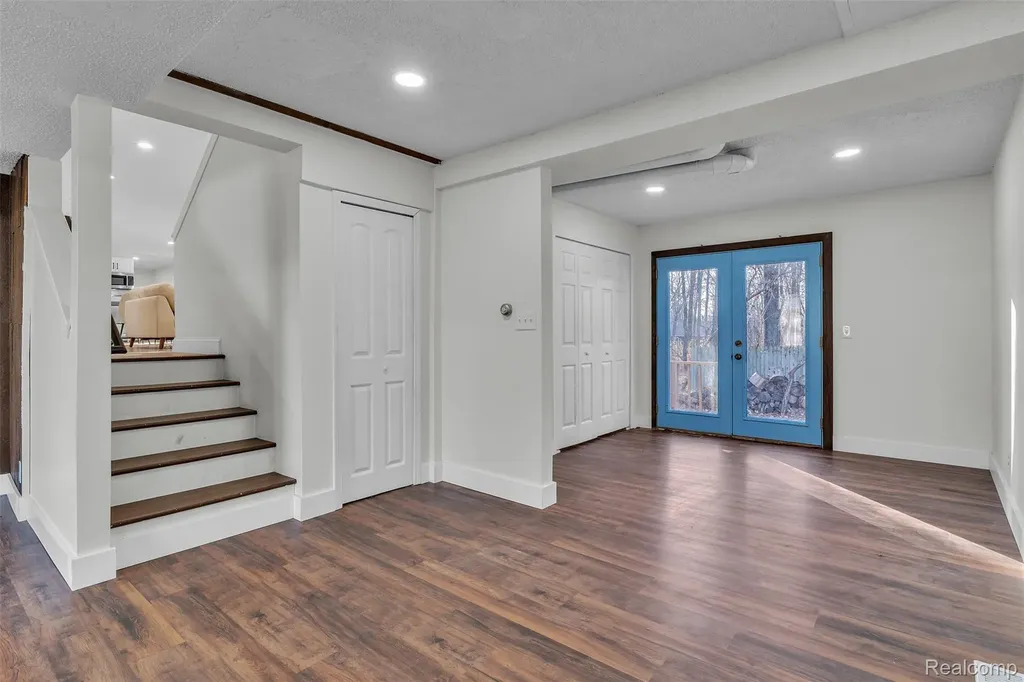 8165 Leonard Drive Holly Township MI 48442