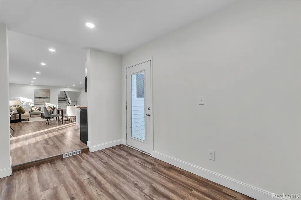 8165 Leonard Drive Holly Township MI 48442