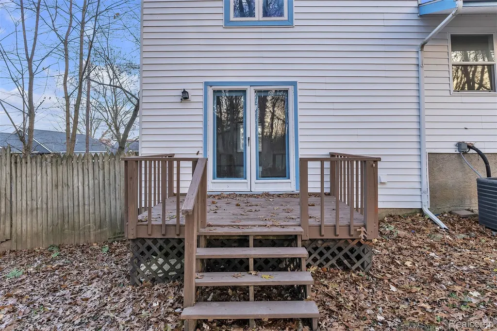 8165 Leonard Drive Holly Township MI 48442