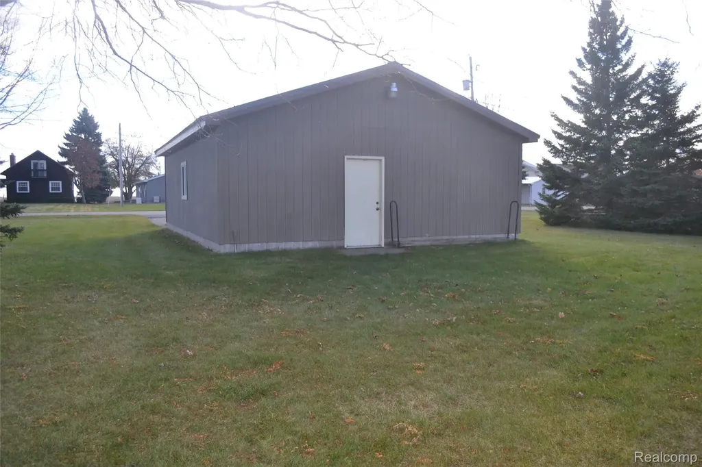 2347 E Bay Ridge Drive Au Gres City MI 48703
