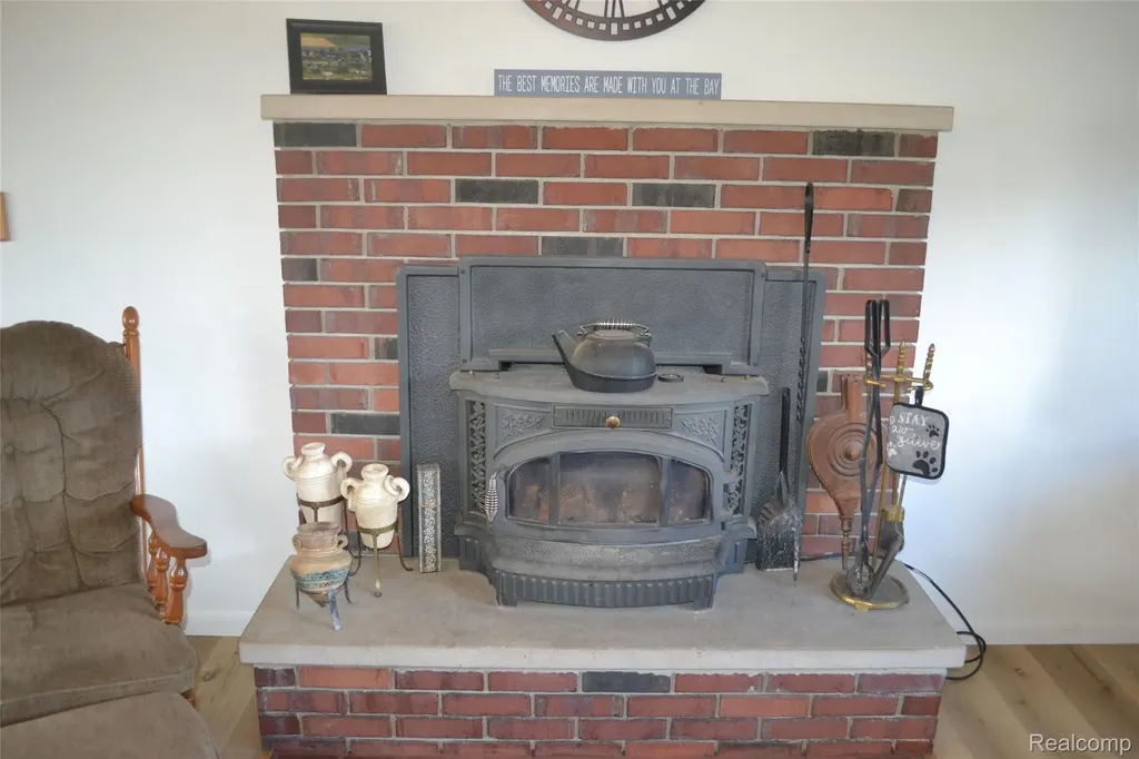 2347 E Bay Ridge Drive Au Gres City MI 48703