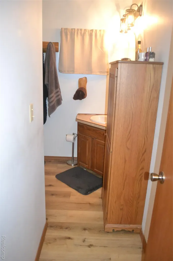 2347 E Bay Ridge Drive Au Gres City MI 48703