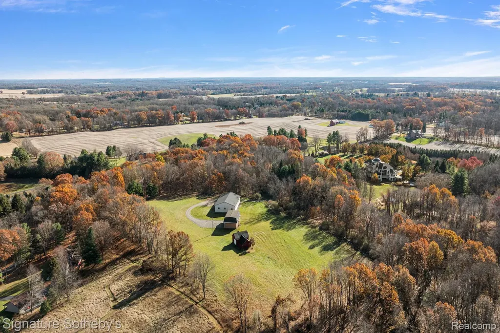 16475 17 1/2 Mile Road Marshall City MI 49068