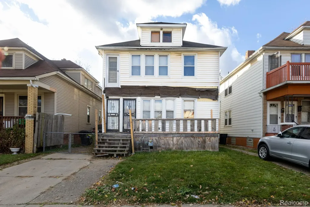 7505 Prairie Street Detroit City MI 48210