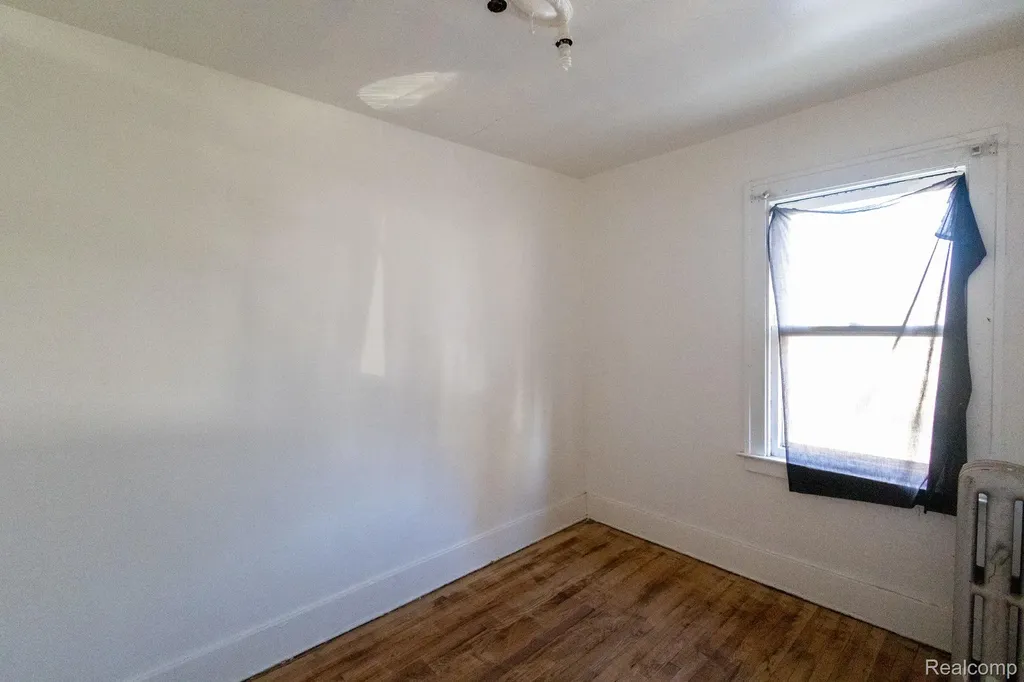 7505 Prairie Street Detroit City MI 48210