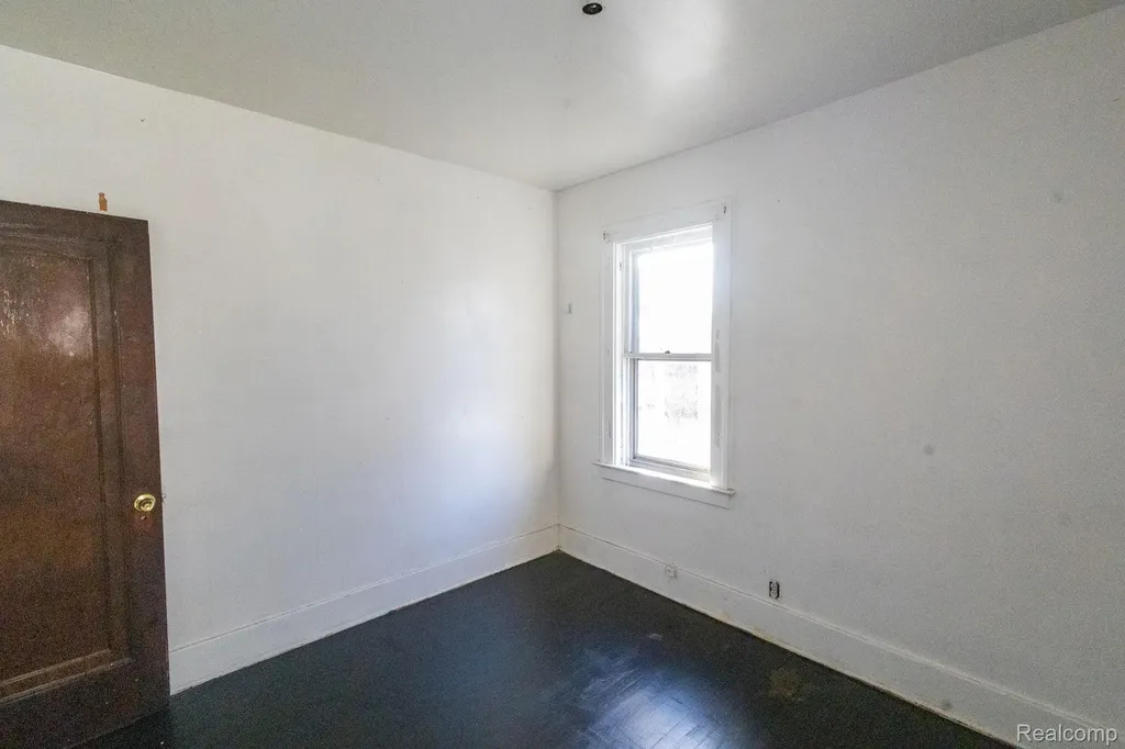 7505 Prairie Street Detroit City MI 48210