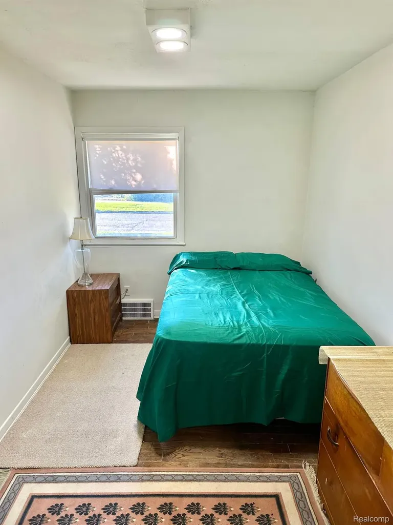 9364 Ohio Street Detroit City MI 48204