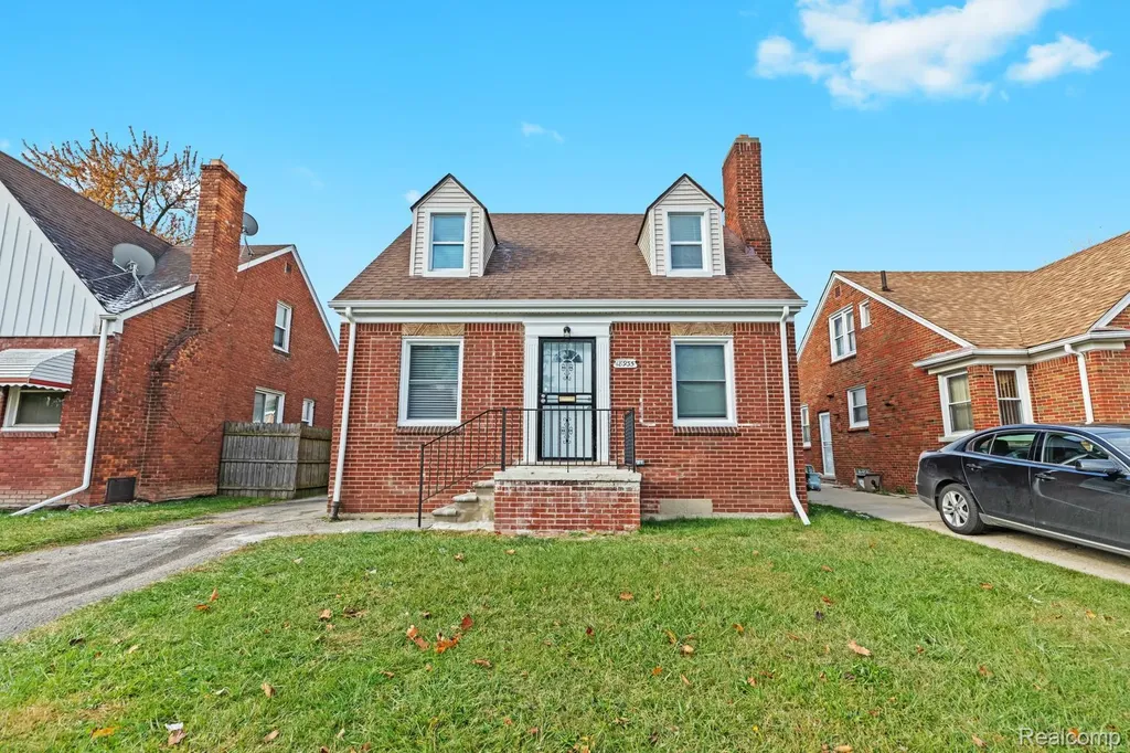 18935 Mansfield Street Detroit City MI 48235