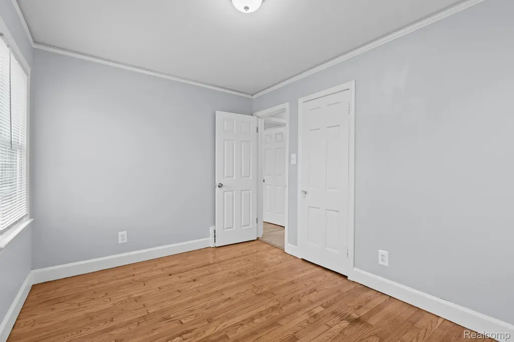 18935 Mansfield Street Detroit City MI 48235