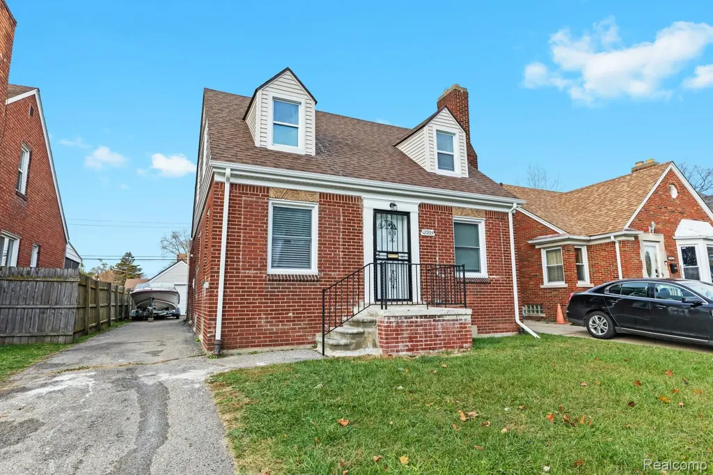 18935 Mansfield Street Detroit City MI 48235