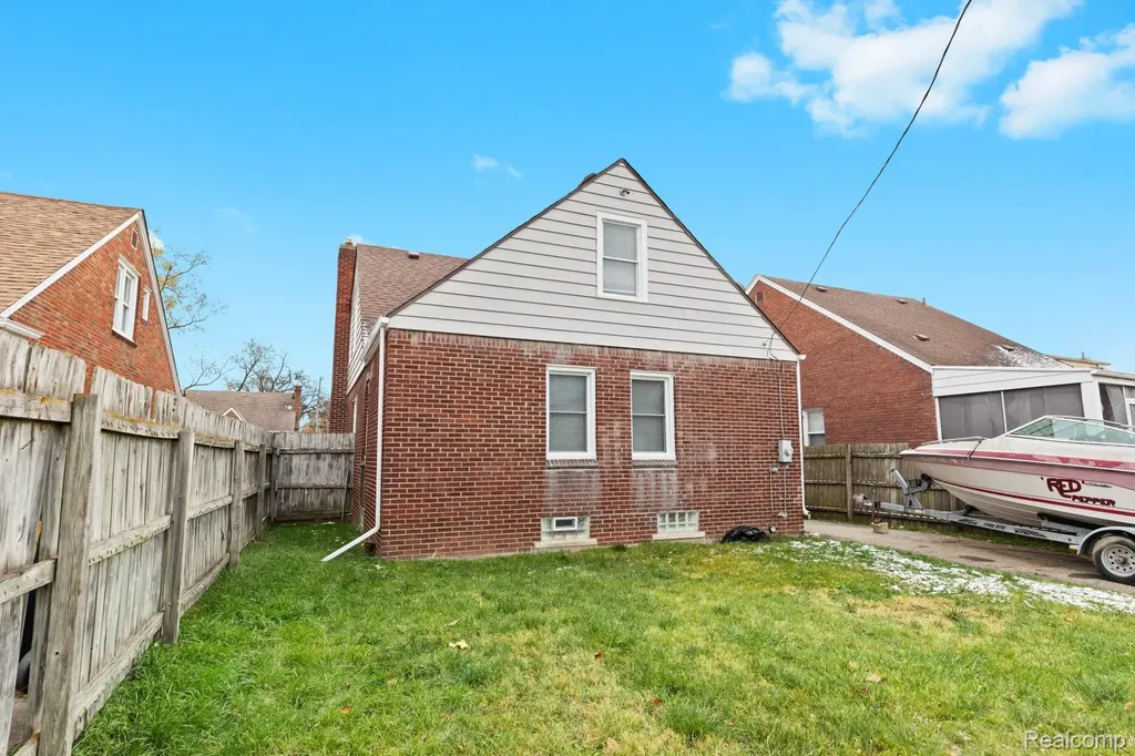 18935 Mansfield Street Detroit City MI 48235