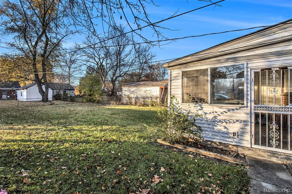 9609 Stout Street Detroit City MI 48228