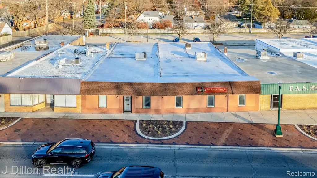 4621 & 4615 S Wayne Road Wayne City MI 48184