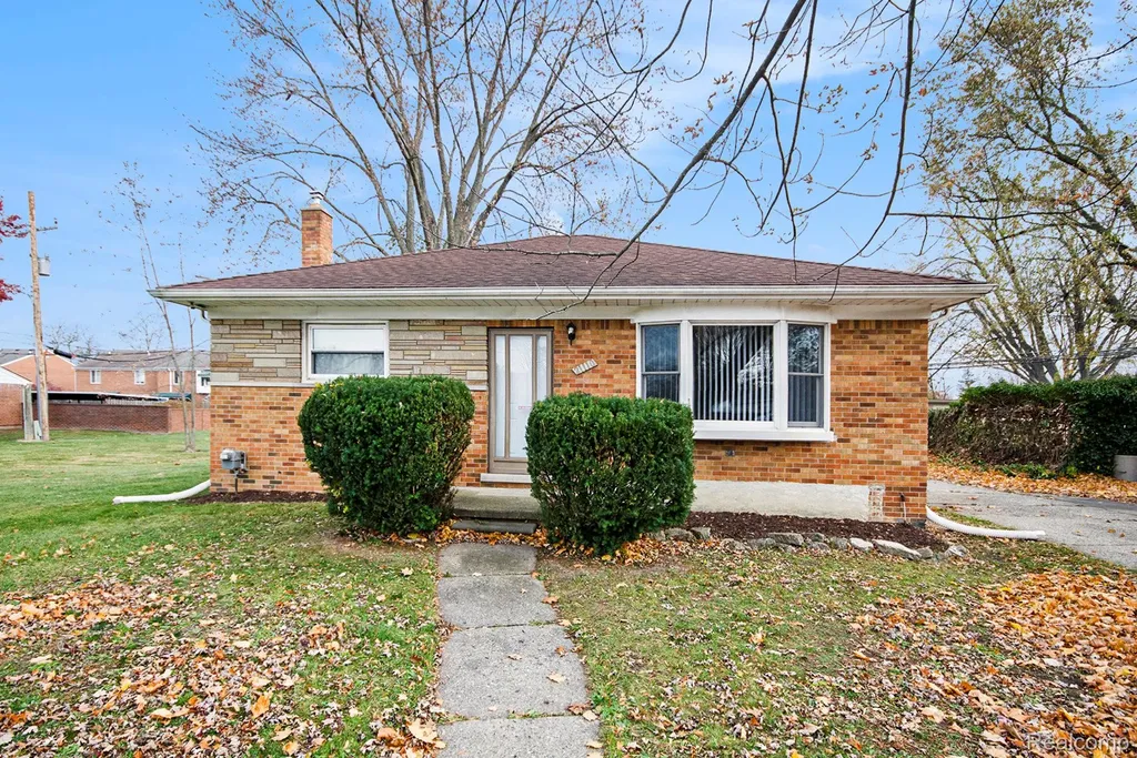 21110 Beaconsfield Street St. Clair Shores City MI 48080
