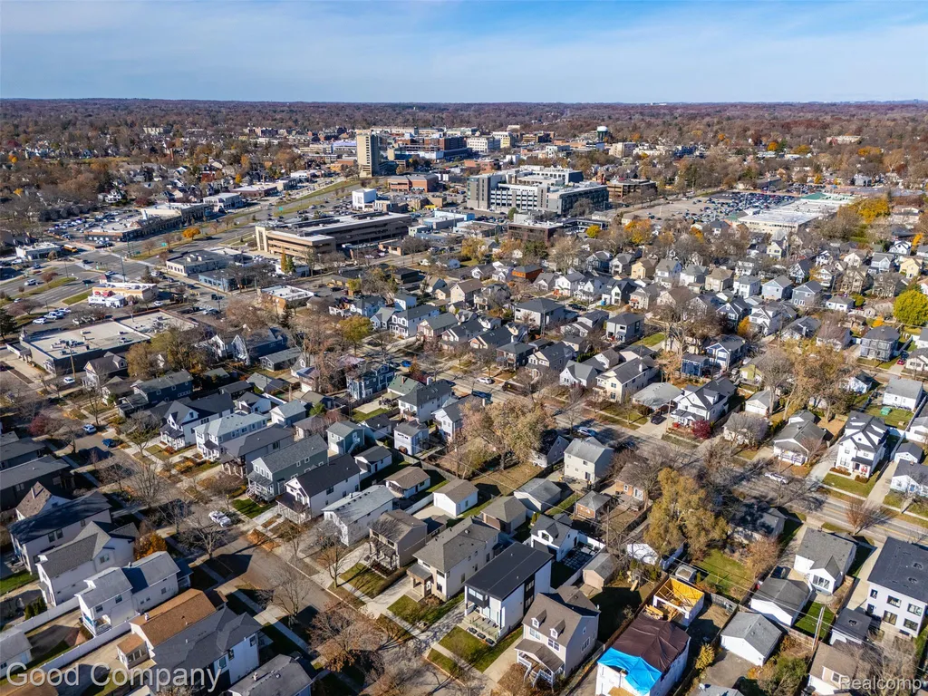 1308 E Lincoln Street Birmingham City MI 48009