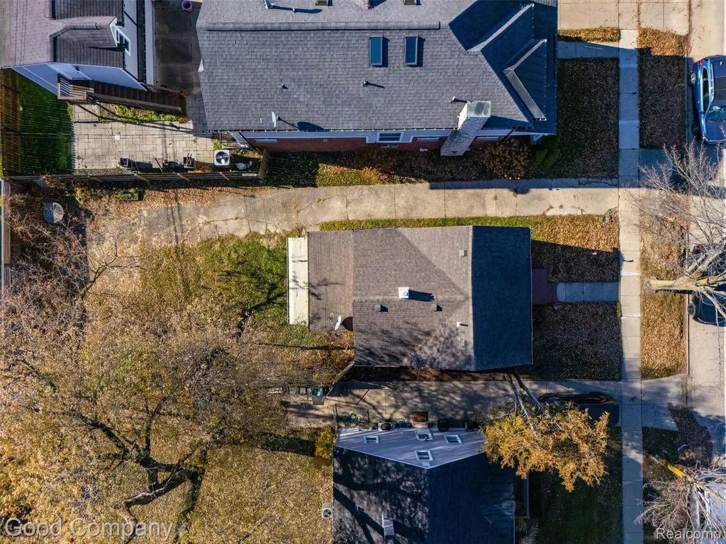 1308 E Lincoln Street Birmingham City MI 48009