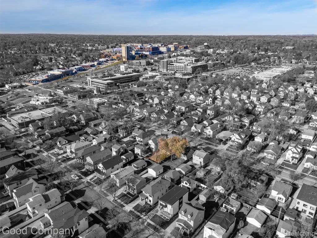 1308 E Lincoln Street Birmingham City MI 48009