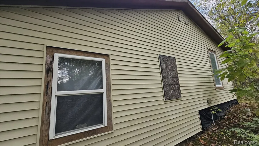 37 Risch Road Webberville Village MI 48892