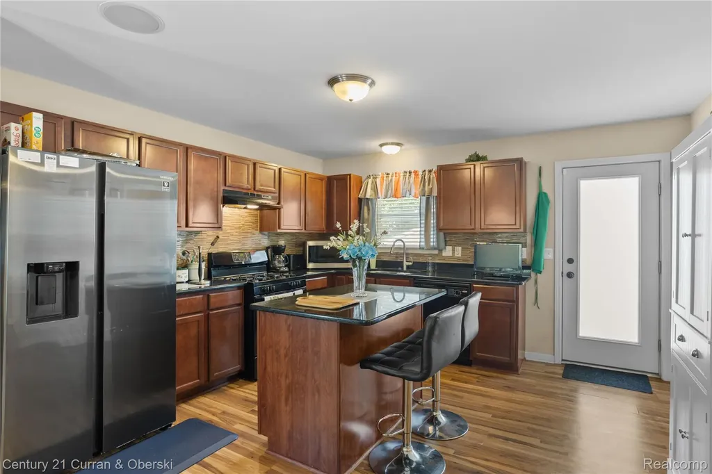 13985 Breakfast Drive Redford Charter Township MI 48239