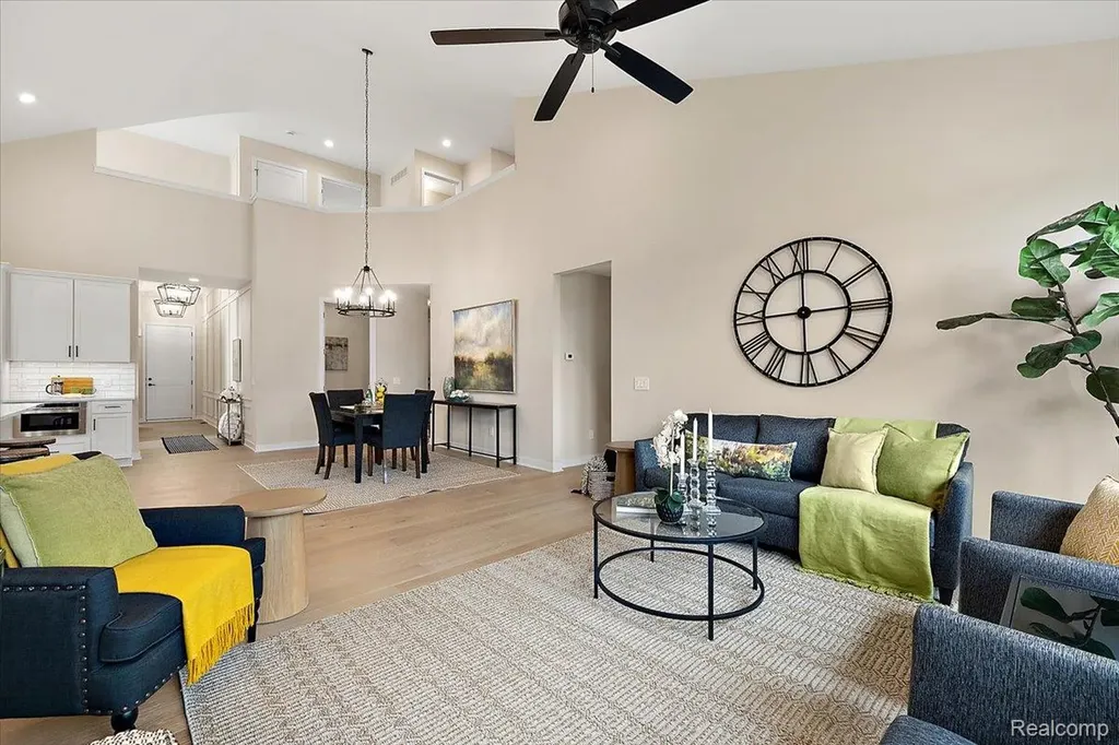 2031 Breckenridge Court Rochester City MI 48307