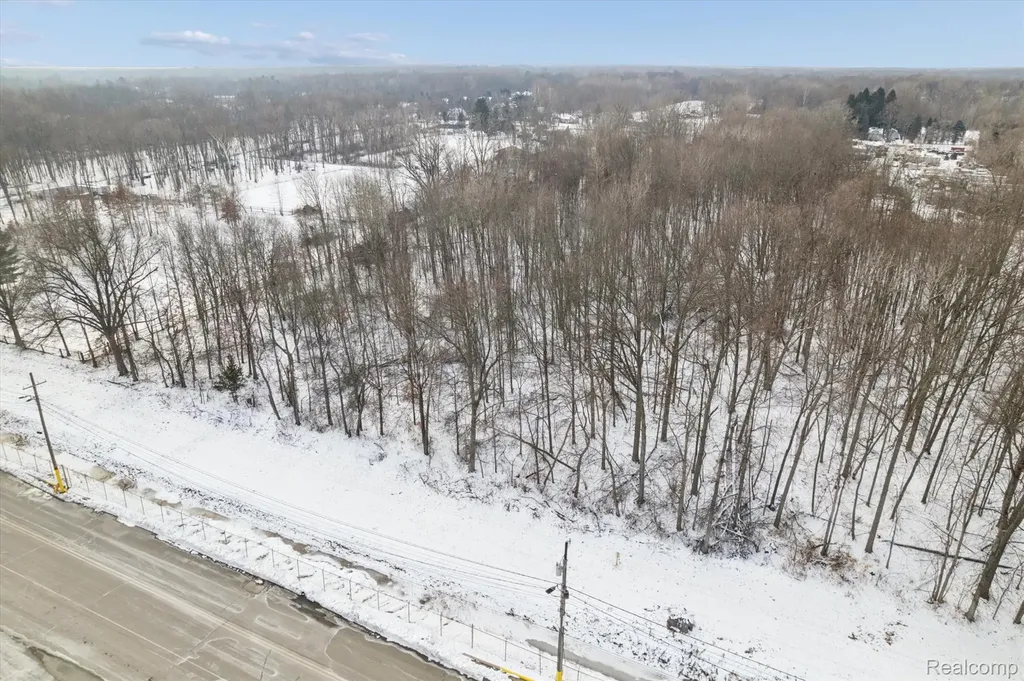 0000 Huron River Drive Huron Charter Township MI 48164