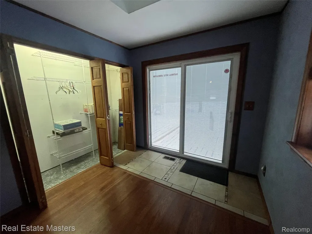 5117 Ravenswood Road Kimball Township MI 48074