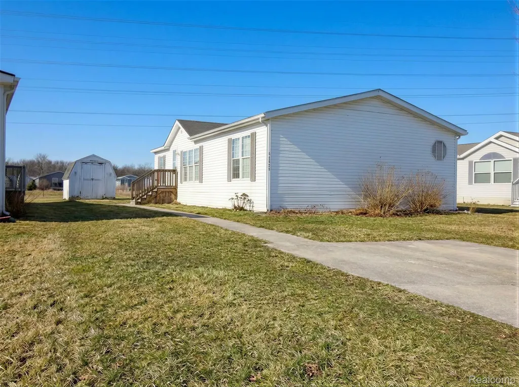 39200 Harbor Huron Charter Township MI 48164