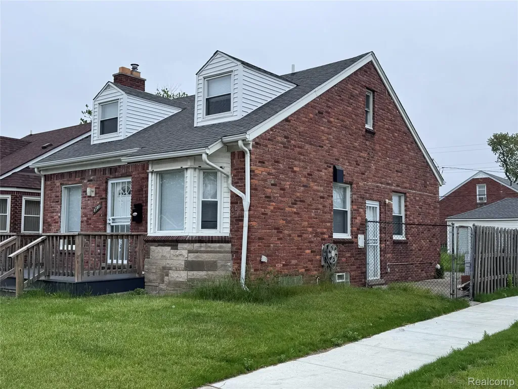 8700 W 7 Mile Road Detroit City MI 48221