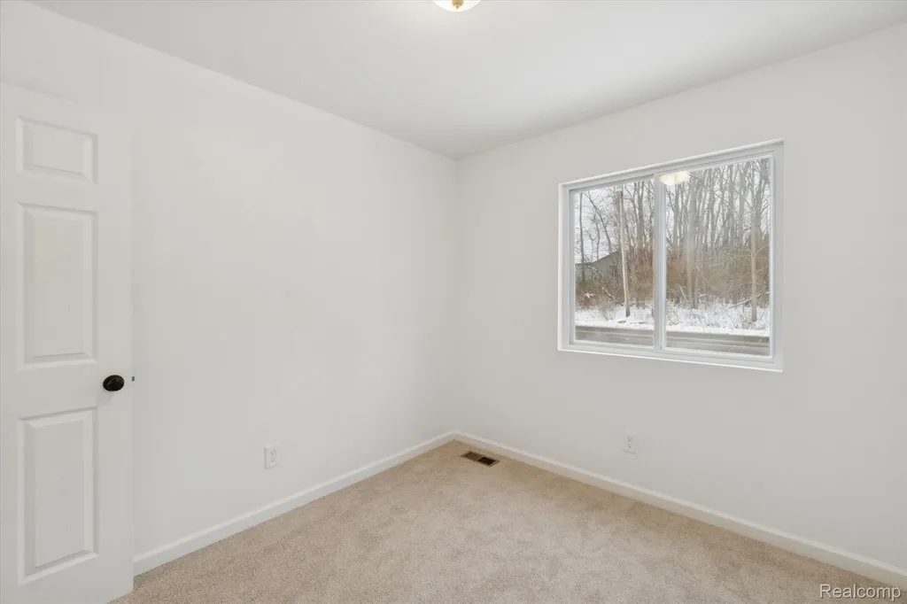 10031 Carmer Road Fenton City MI 48430