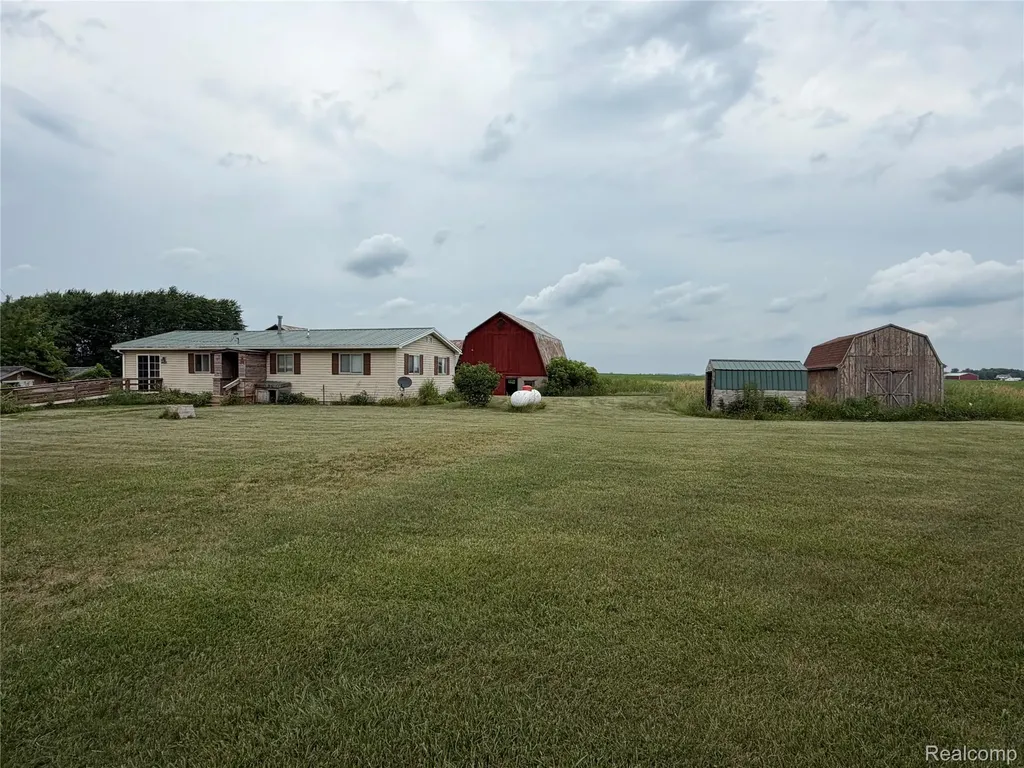 4126 Montgomery Marlette City MI 48453