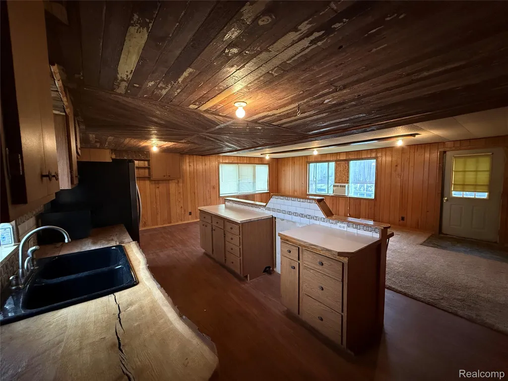 4126 Montgomery Marlette City MI 48453