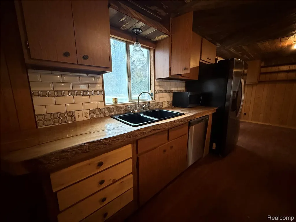 4126 Montgomery Marlette City MI 48453
