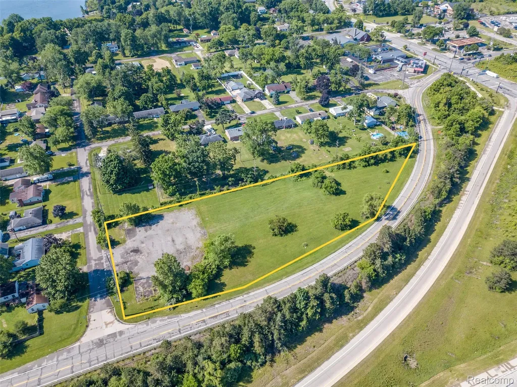 45109 I-94 South Service Drive Van Buren Charter Township MI 48111