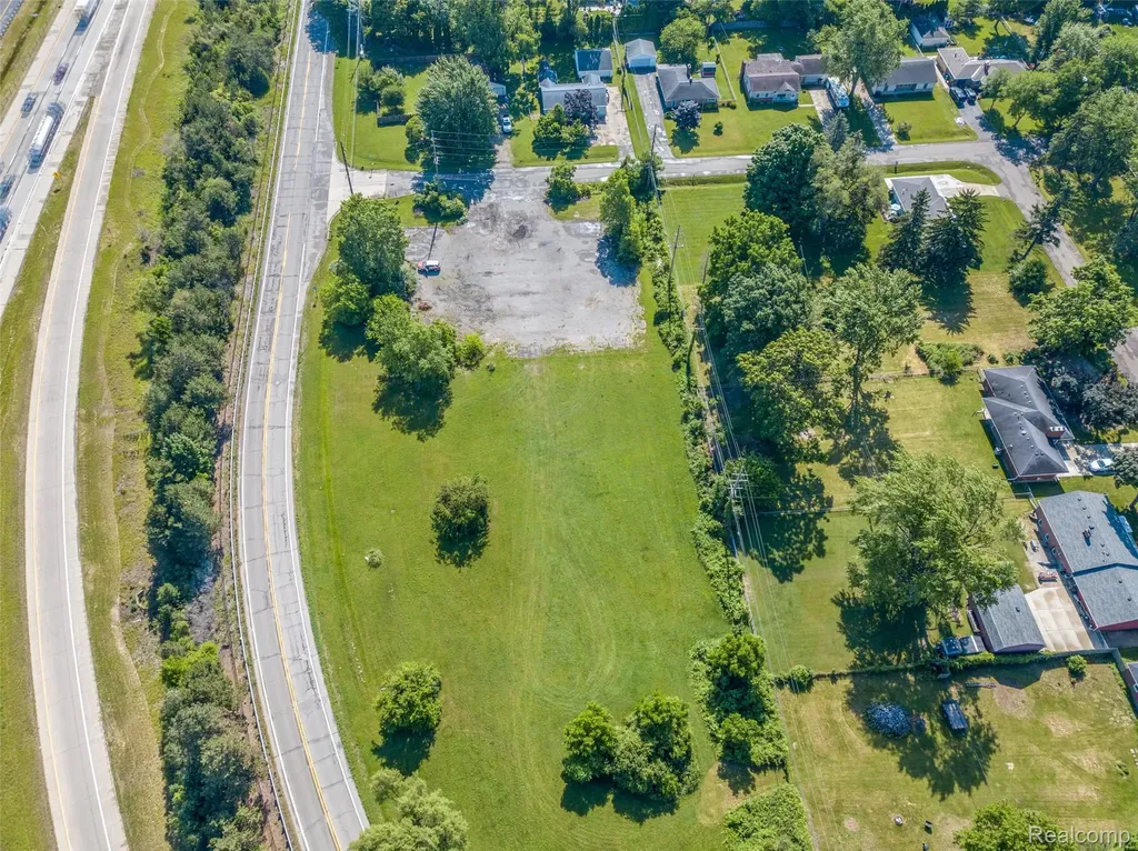 45109 I-94 South Service Drive Van Buren Charter Township MI 48111