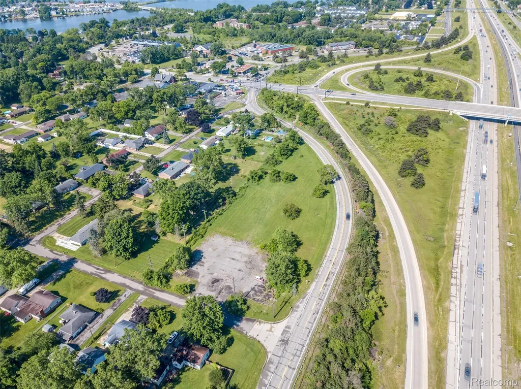 45109 I-94 South Service Drive Van Buren Charter Township MI 48111