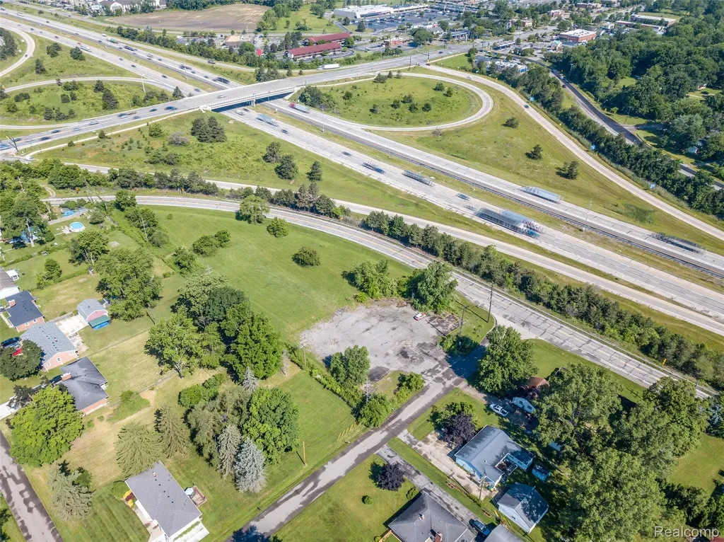 45109 I-94 South Service Drive Van Buren Charter Township MI 48111