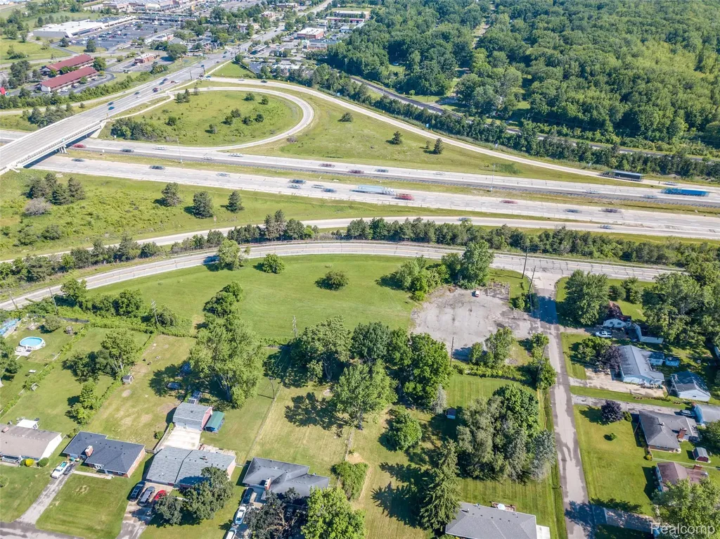 45109 I-94 South Service Drive Van Buren Charter Township MI 48111