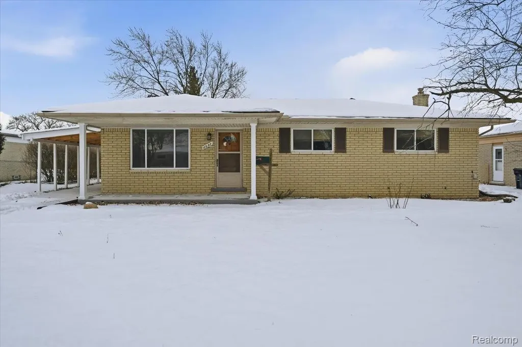 2938 Fox Hill Drive Sterling Heights City MI 48310