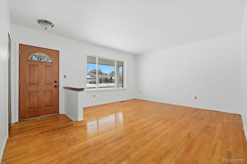 2938 Fox Hill Drive Sterling Heights City MI 48310