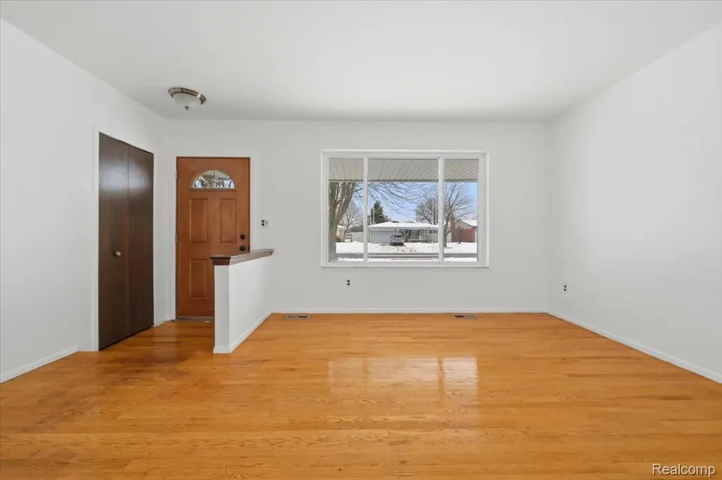 2938 Fox Hill Drive Sterling Heights City MI 48310