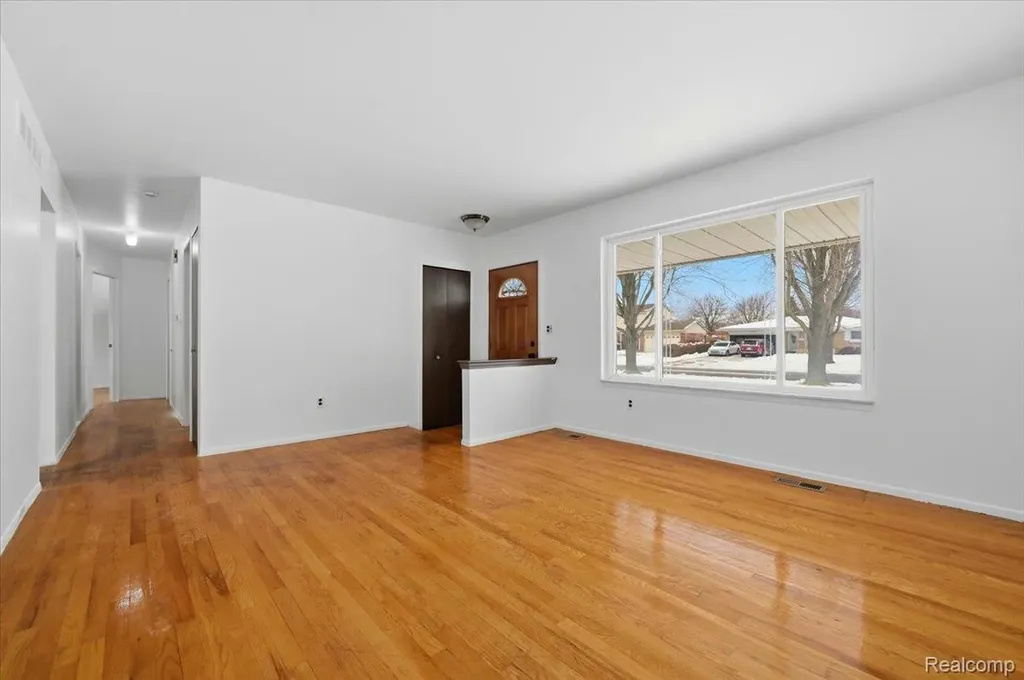 2938 Fox Hill Drive Sterling Heights City MI 48310