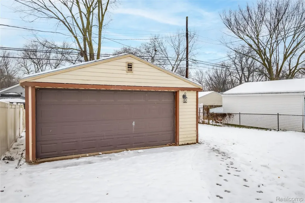 6144 Princess Street Taylor City MI 48180