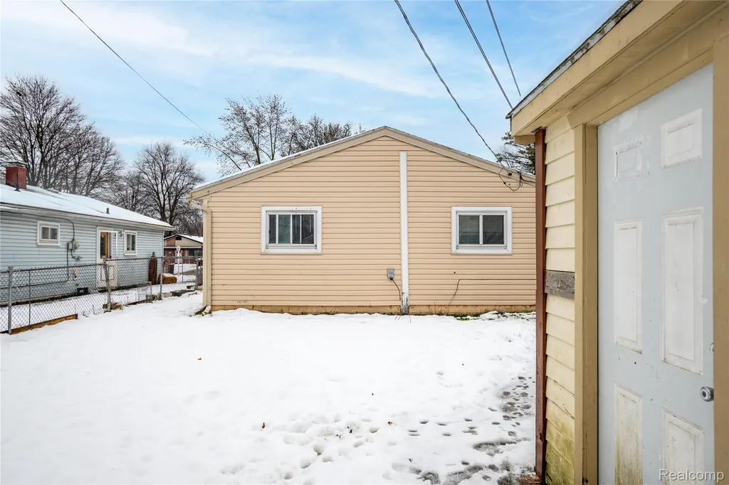 6144 Princess Street Taylor City MI 48180