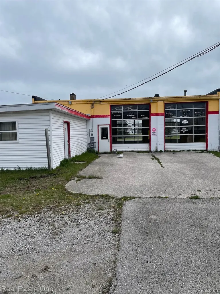 421 N State Street Oscoda Charter Township MI 48750