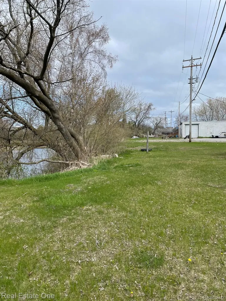 421 N State Street Oscoda Charter Township MI 48750
