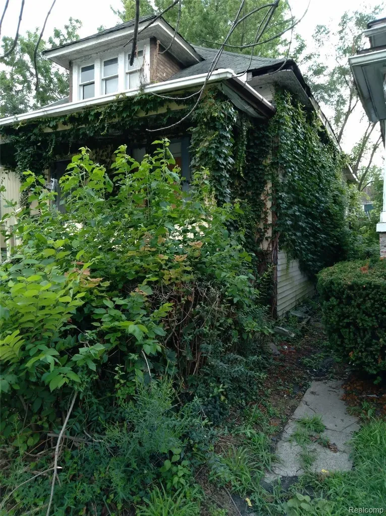 3489 Seyburn Street Detroit City MI 48214